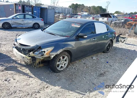 2015 Nissan Altima 2.5/2.5 S/2.5 Sl/2.5 Sv z USA, uszkodzony, nr VIN 1N4AL3AP0FC417916